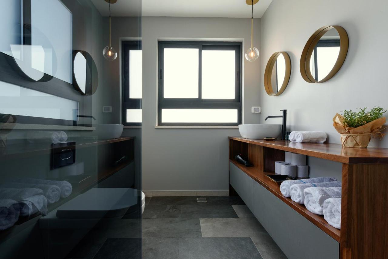The Roof - By Sea Land Suites Tel Aviv Ngoại thất bức ảnh